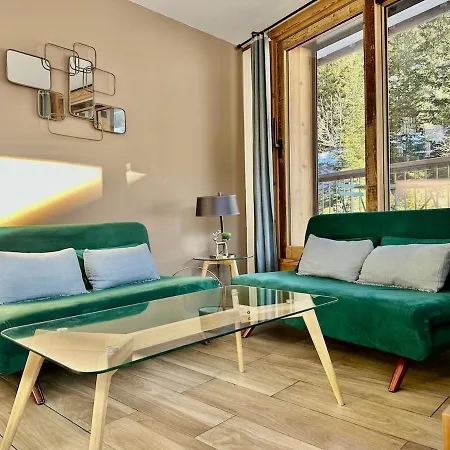 Apartment New 4 Pp Design Appartment, In-out, Mountain View *